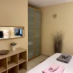 Du Caylar - Et Appartments Vendégház