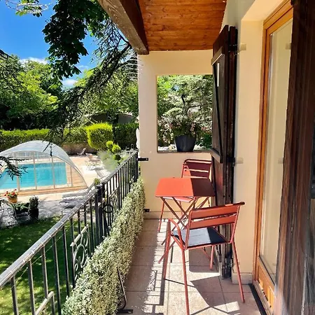 Gites Du Caylar - Chambres Penzion 4*