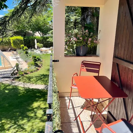 Gites Du Caylar - Chambres 4*