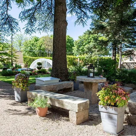 Du Caylar - Et Appartments 4*