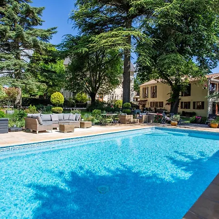 Du Caylar - Et Appartments Le Caylar