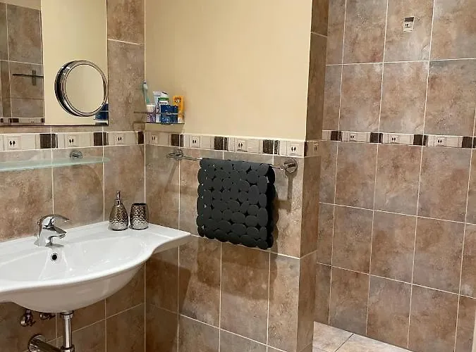 Du Caylar - Et Appartments Gæstehus 4*