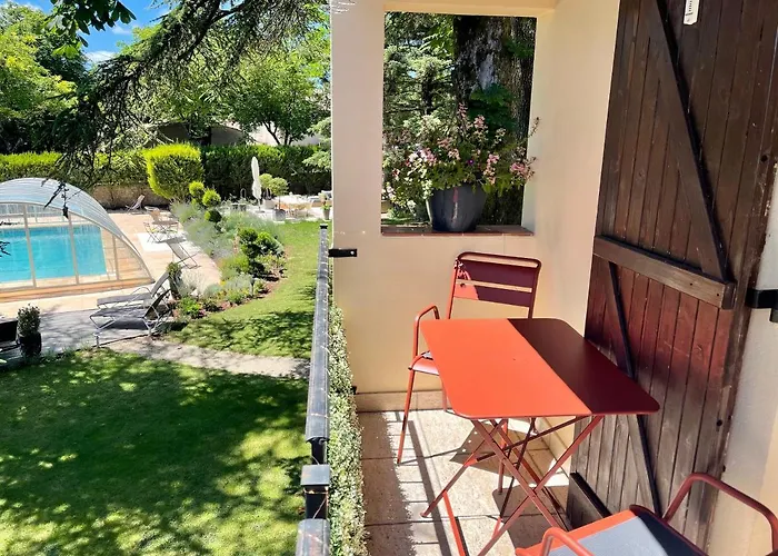Du Caylar - Et Appartments 4*
