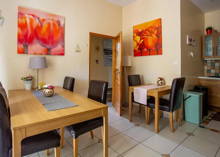 Gæstehus Du Caylar - Et Appartments Le Caylar