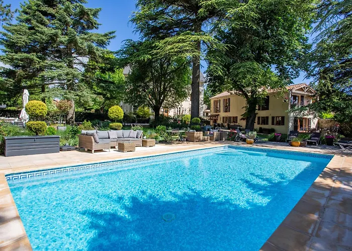 Du Caylar - Et Appartments Le Caylar